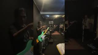 Pas Band - Terlalu Yakin Mungkin (Studio Jamming)