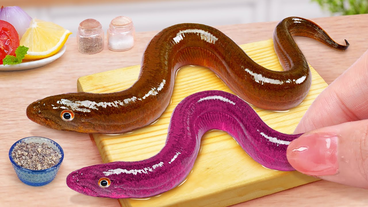 Best Cooking Eel 🐍 Delicious Miniature Fried Eel Top 1 Japanese Food Recipes 🥥 Mina Mini Kitchen