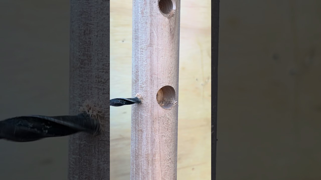 Easy and strong way to attach a chain to wood 