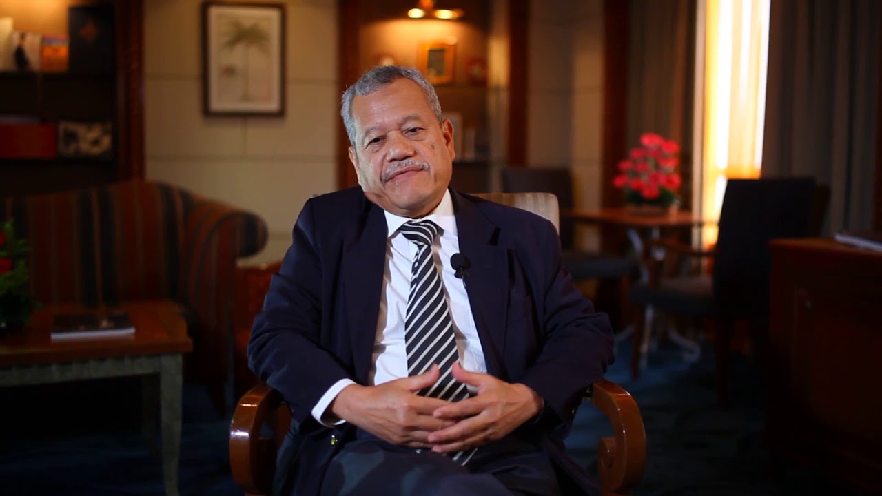 Y Bhg Dato' Dr Rosti Saruwono