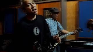 planetbumi band - Rindu (  MUSIC VIDEO)                Music video by : Bagus Eka W 