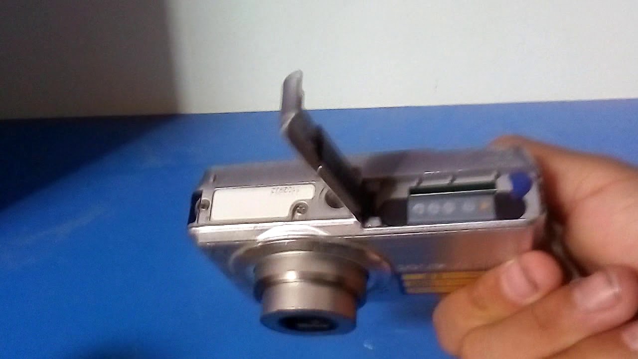 La cámara SONY Cyber-shot Dsc-Dscs750