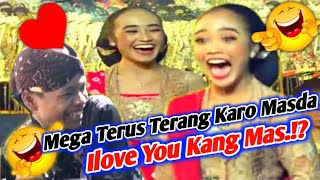 KI YUSUF LANGSUNG DI ILOVE YOU KARO MEGA DI TAHAN TAHAN SILAK RA BETAH MOMEN MASDA MESRA DI PANGGUNG