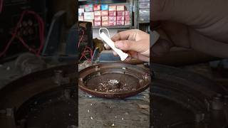 ceiling fan bearing remove with candle #trendingvideo #experiment #viralvideos #shortvideos #shorts