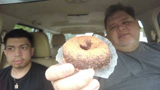 Reviewing Dunkin's Wacko Choco BTN (Butternut) with @stingraymnl | G.O.A.T. #foodreview