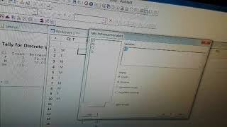 Simple and Grouped frequency table by using MINITAB