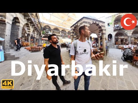 Walking The Streets of Diyarbakir 🇹🇷 Kind Kurdish People | Solo Travel | Turkey Travel Vlog (Ep. 18)