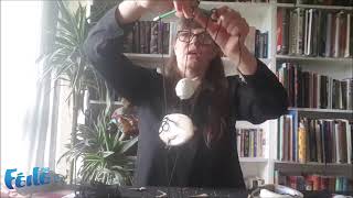 Arts & Crafts: How to Make a Simple Puppet