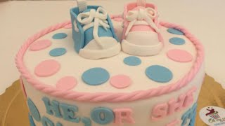 كيكة جنس المولود Gender reveal cake