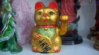 Gato Chino Que Saluda