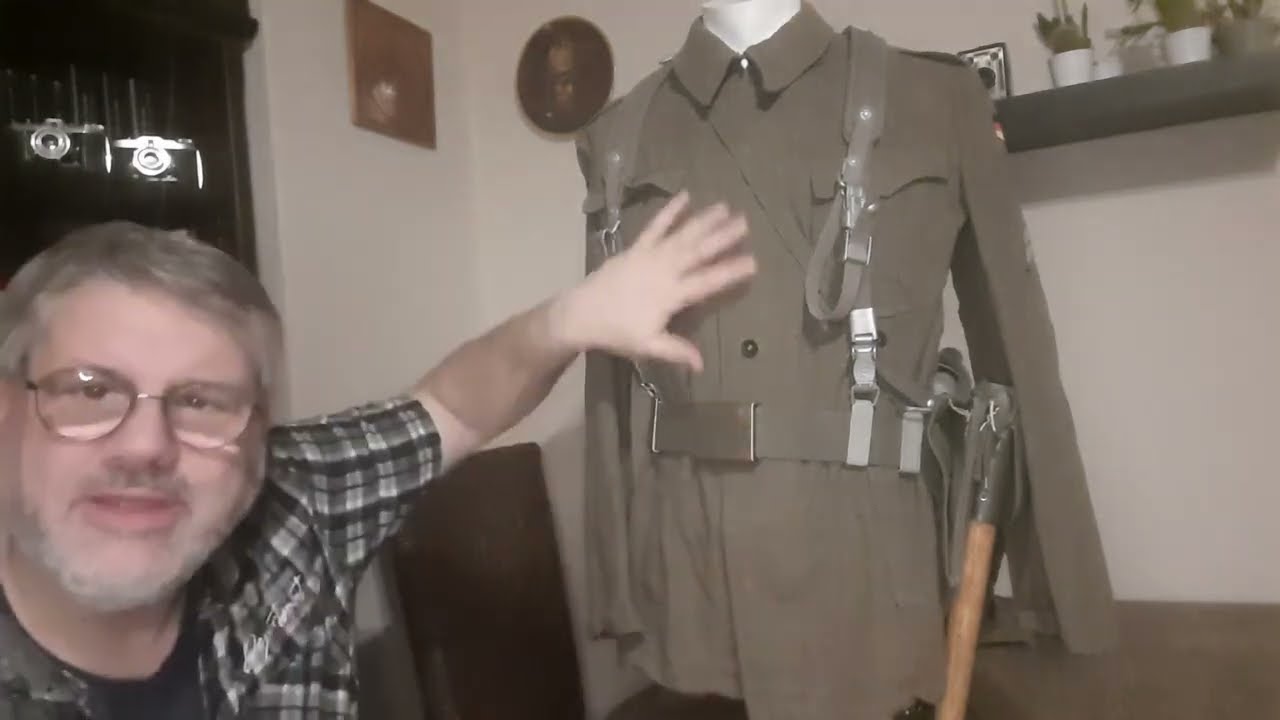 Bundeswehr 1959:  Das neue Koppelzeug zur Filzlaus, die Grundausführung