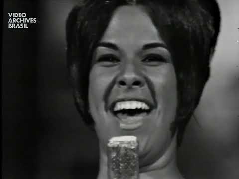 Elis Regina- Arrastão (TV Excelsior, 1965)