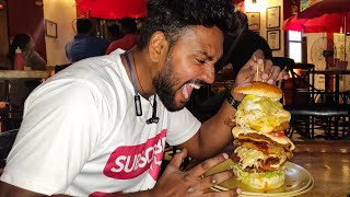 Pune's biggest burger | burger barn Cafe pune