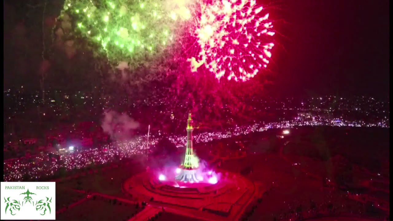 Beautiful and Amazing Fireworks at Minar-e-Pakistan Lahore Punjab, Pakistan