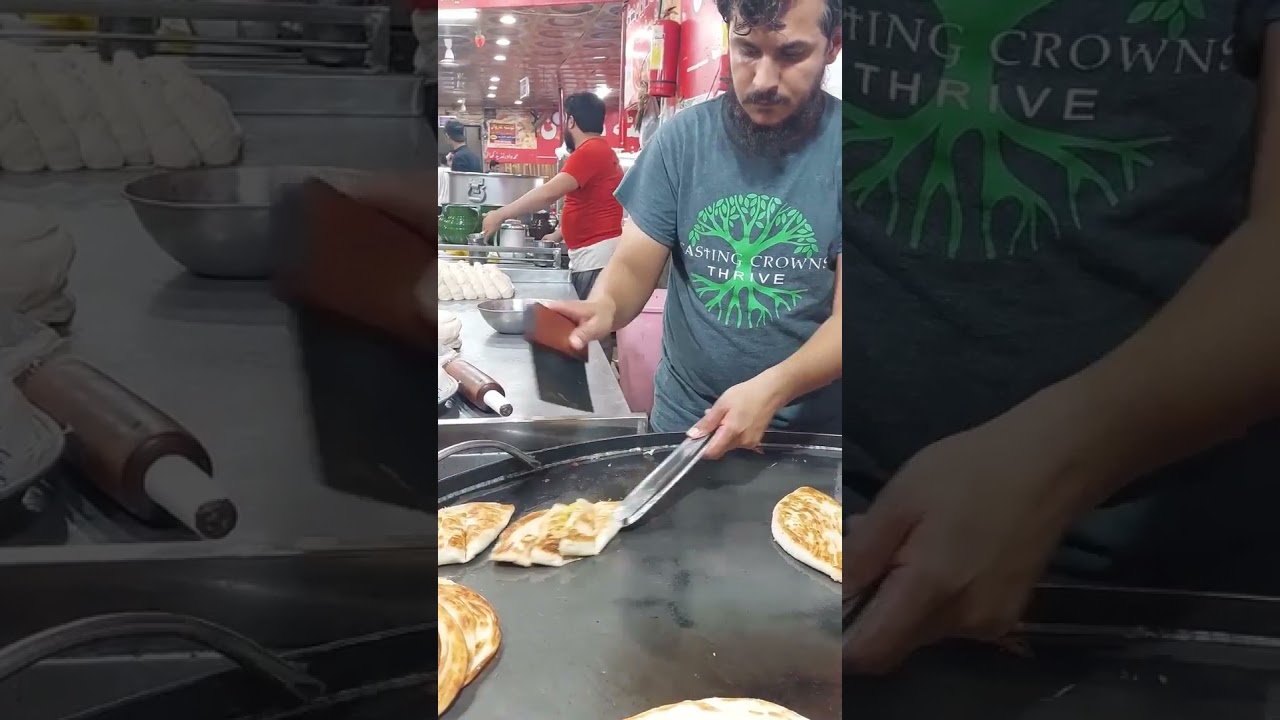 Famous street food parata😍😍😍