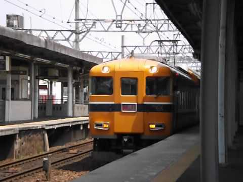 近鉄３００００系名張発車。