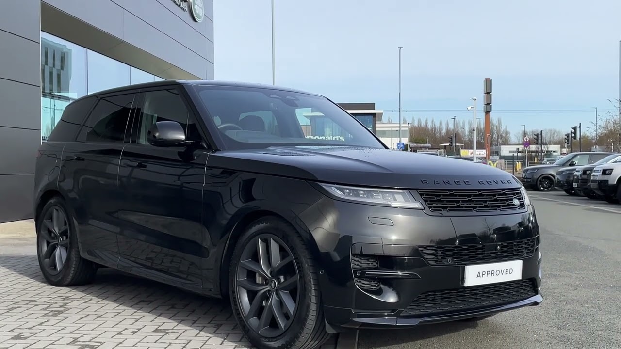 Range Rover Sport P460e Dynamic SE – Santorini Black Luxury Masterpiece - KR74MUU