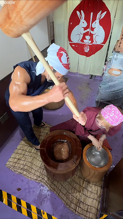 How to make mochi in Japan