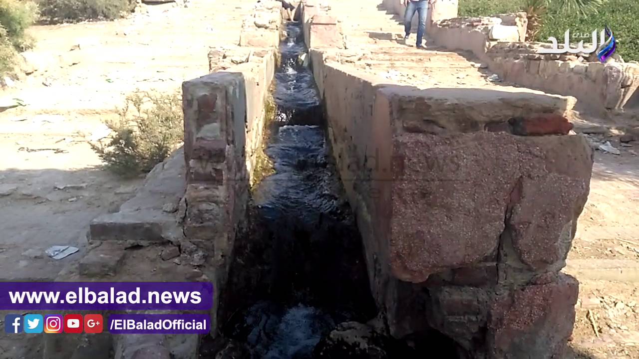 صدى البلد | عيون حلوان الكبريتية تتحول من مسشفى إلى مقلب قمامة