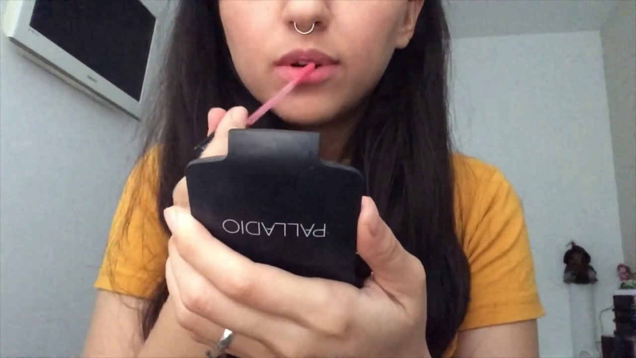 ASMR soft spoken “probando labiales“ (español 🇲🇽)