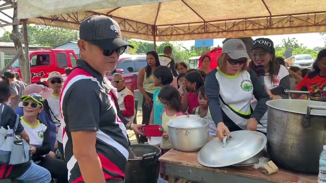 Lugaw Feeding sponsor by MIJC❤️ 