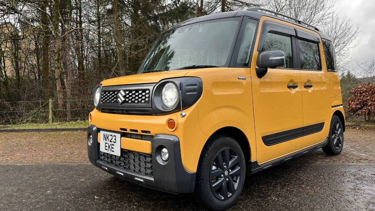 Что такое Suzuki Spacia Gear? (Обзор интерьера и экстерьера)