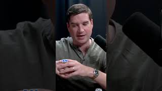 Navigating Office Communication: Sync vs. Async 📧