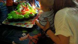 Roarkes 1St Bday Cupcake Cake