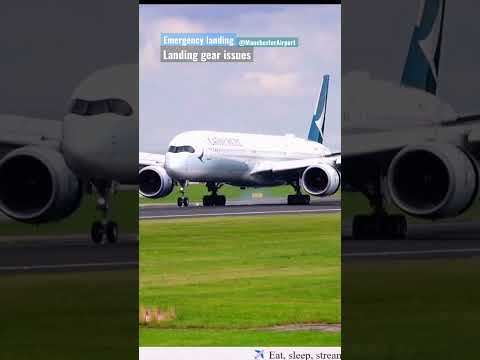 Emergency landing of Cathay Pacific Airbus A350-1000 @manairportUk with landing gear issues #shorts