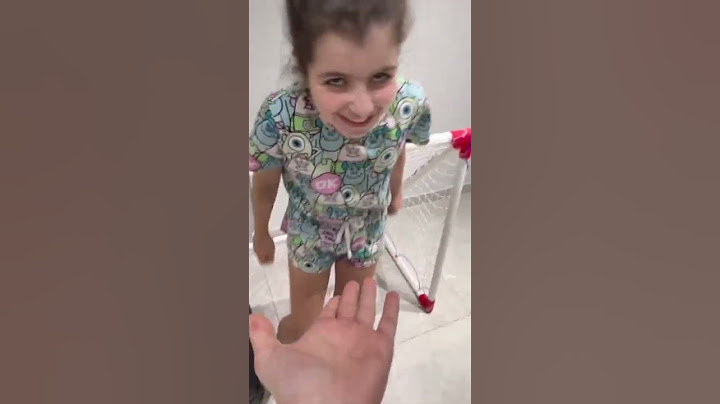 שלחתי את מיכאל להביא לי רולאפס