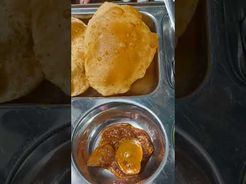 chole bhature #love #live #cookingvideo #food #mycooking #indiancuisine #trending
