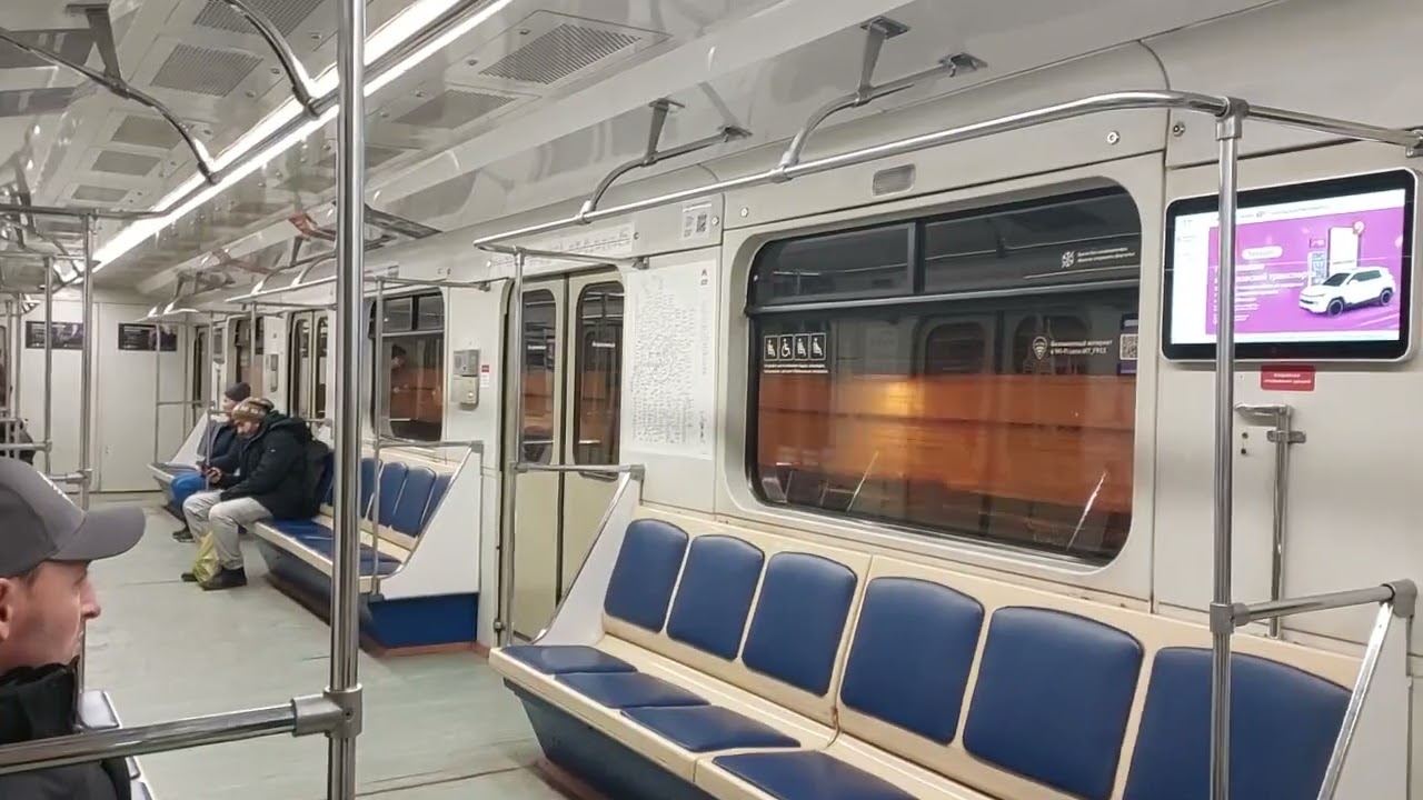 Поездка на Номерном от Потапово до Тропарёво в отремонтированном вагоне №2712 // 4 января 2025 года