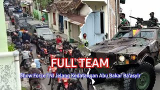 TOP!! Show Force Polisi, TNI dan Satpol PP Jelang Kepulangan Abu Bakar Ba'asyir di Ngruki