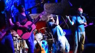 Video thumbnail of "Kenny Chesney (Eagles Fly) With Sammy Hagar"