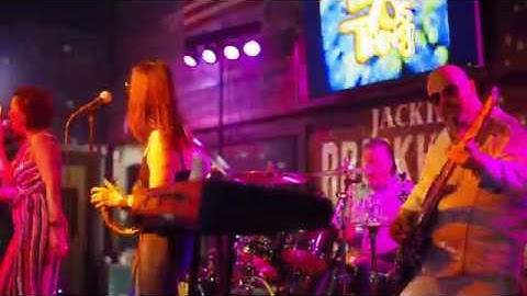 A demo of the Pentax K1 IBIS for video - hand held shots.