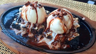 sizzling oreo brownie with ice cream recipe & homemade chocolate sauce | brownie with ice cream