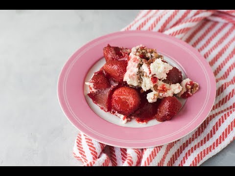 Strawberry and Pretzel Dessert Salad