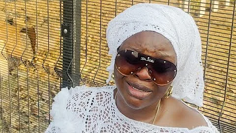 We Miss Her So Much! Actress Bimbo Thomas Burst Into Tears While Talking About Her Mother At Burial