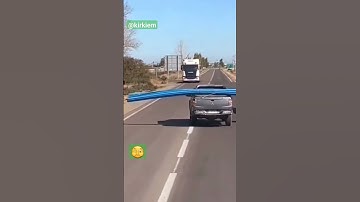 👀 OMG!?!?! what were they thinking? #explore #shorts #travel #drivingfails #fail