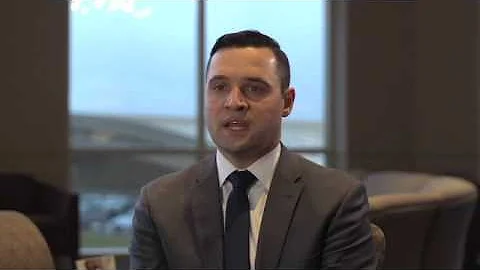 What are some genetic recommendations and test options for ovarian cancer?