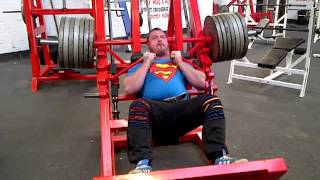 300kg hack squat x 3 reps