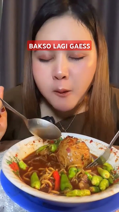 Kembali ke Bakso lagi gaess tidak lupa cabe rawitnya biar joss #makanpedas #baksolovers #mukbang