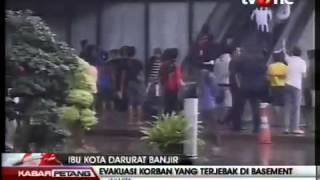 Download lagu Pencarian Korban Terjebak di Basement Plaza UOB Terus Dilakukan