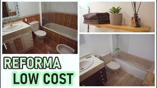 Reforma low cost del baño con revestimiento de pared de PVC y vinilo