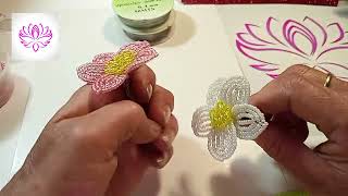 МК Цветы из бисера &quot;деточки цветочки&quot;. Посвящается всем матерям. #DIY идеи подарков своими руками.