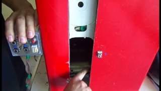 Ascensor de cuatro niveles programado por PLC