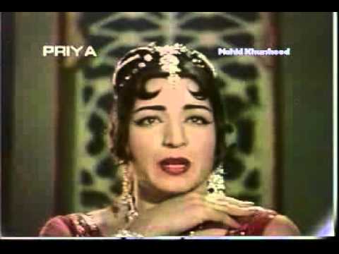 Aaj Humko Hansaye Na Koi Lyrics in Hindi from Badshah 1 Aaj Humko Hansaye Na Koi Lyrics in Hindi Badshah
