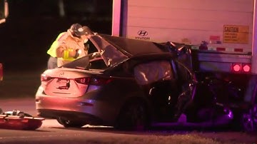 SAPD: 2 people killed in 2 wrecks involving wrong-way driver on Loop 410