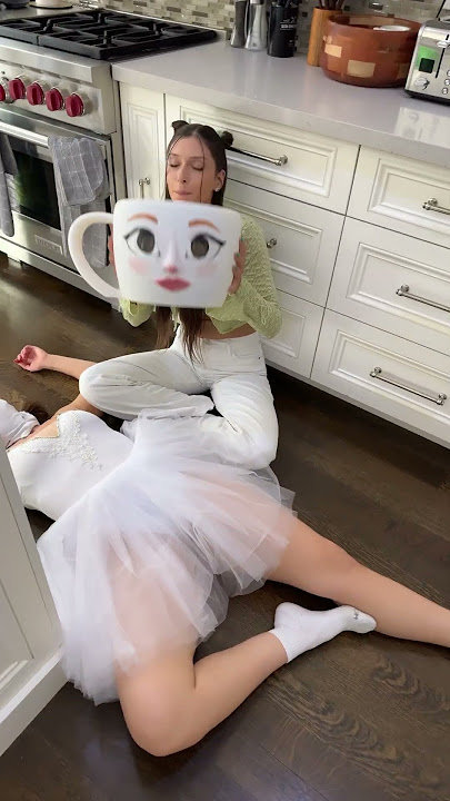 Download lagu MY GIRLFRIEND DRANK BALLERINA CAPPUCINA!!