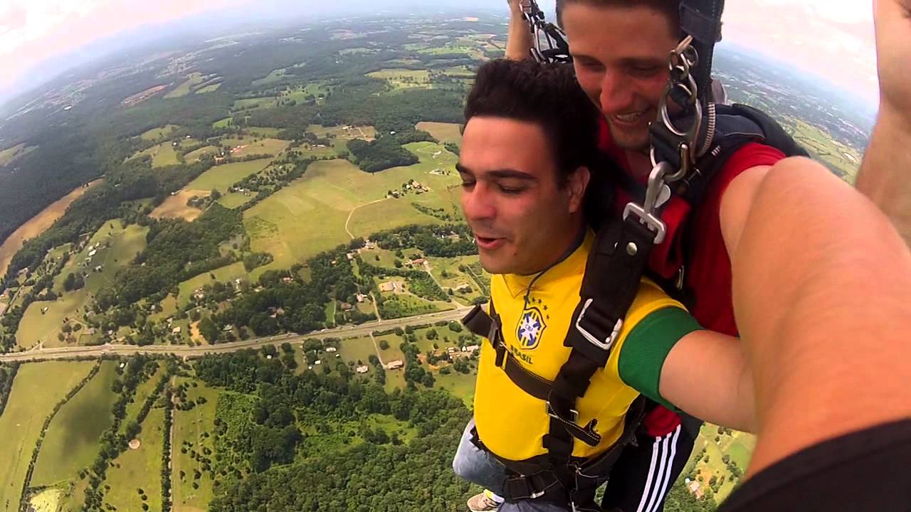 Gustavo's Skydiving in Washington DC
